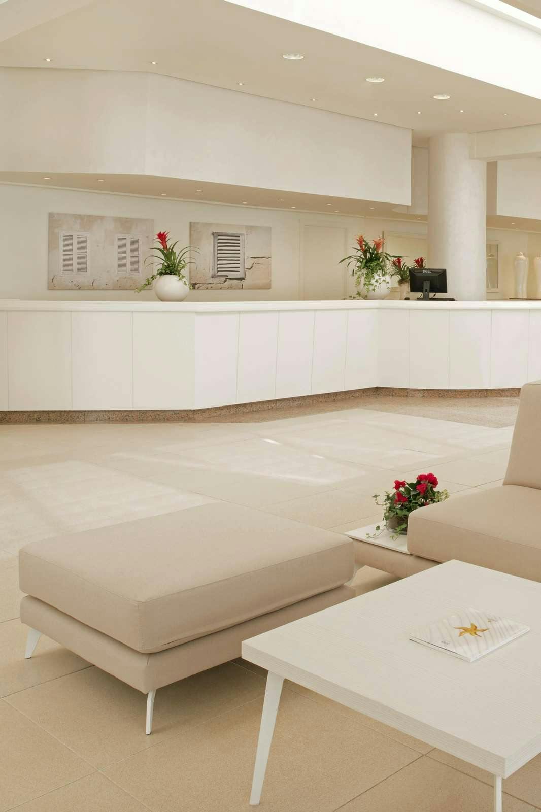 Hotel Iberostar Cristina photo 4