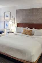 Hotel Sheraton Milwaukee Brookfield Hotel photo 4