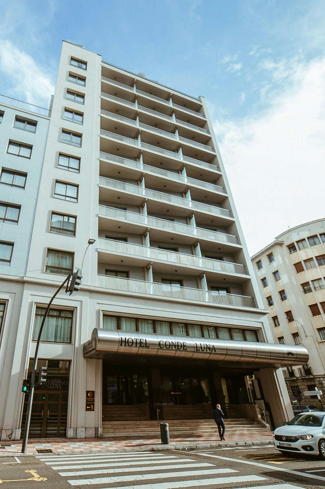 Hotel Barceló León Conde Luna photo 1