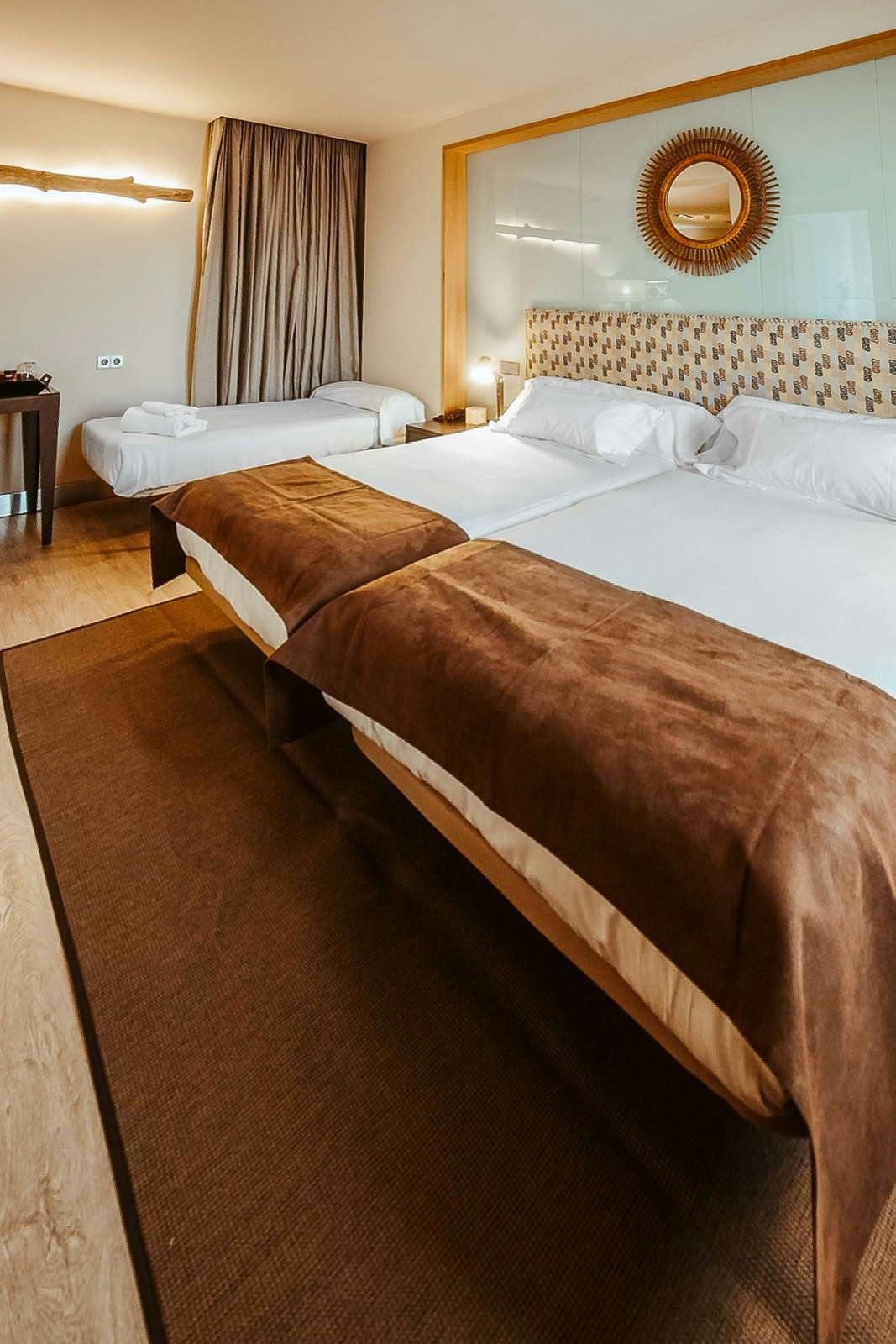 Hotel Barceló León Conde Luna photo 3