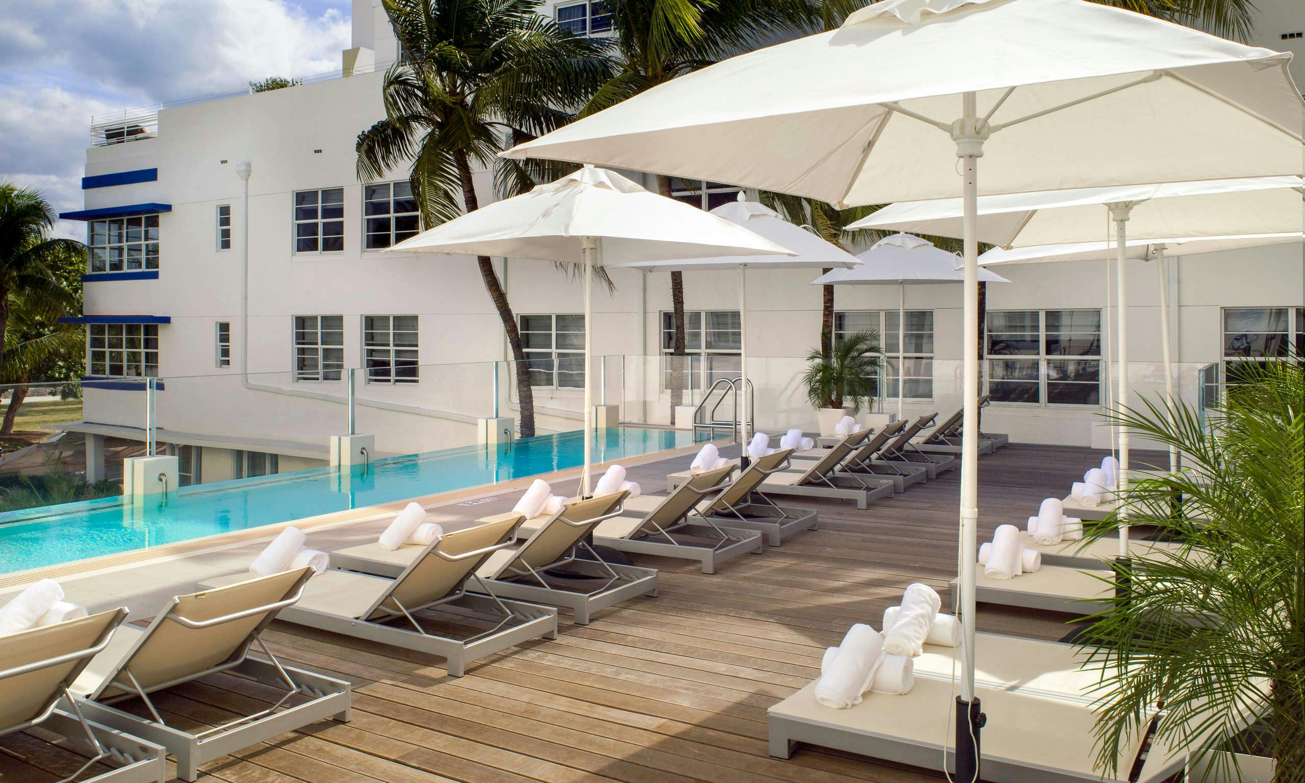 Hotel Breakwater South Beach