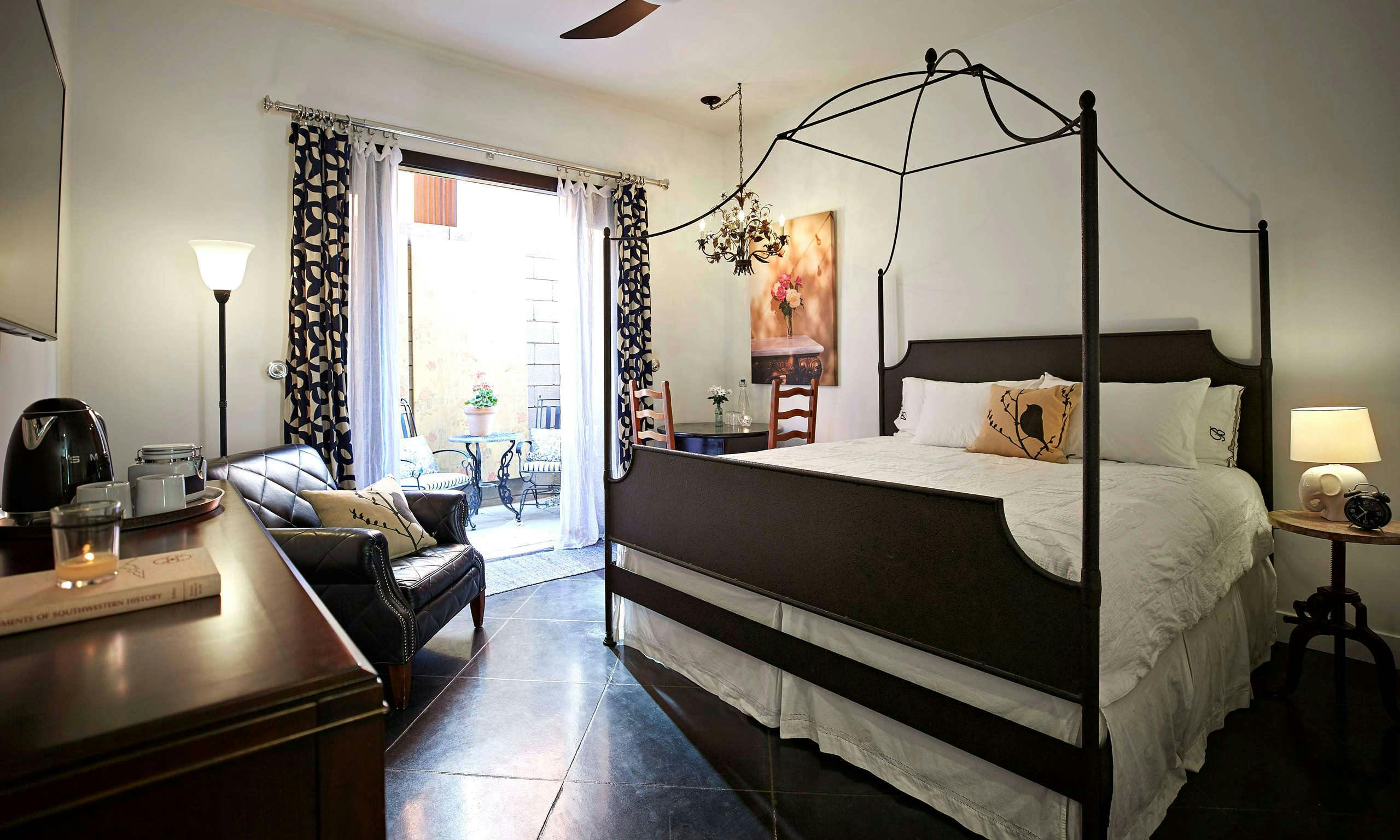 Bespoke Inn Scottsdale