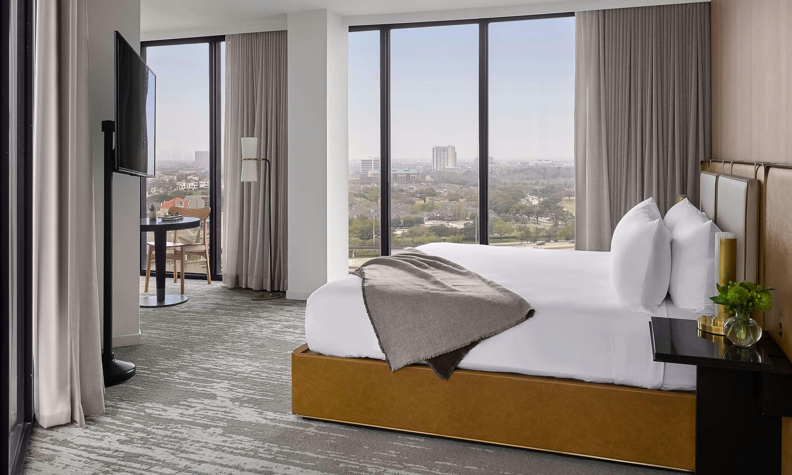 C. Baldwin, Curio Collection by Hilton