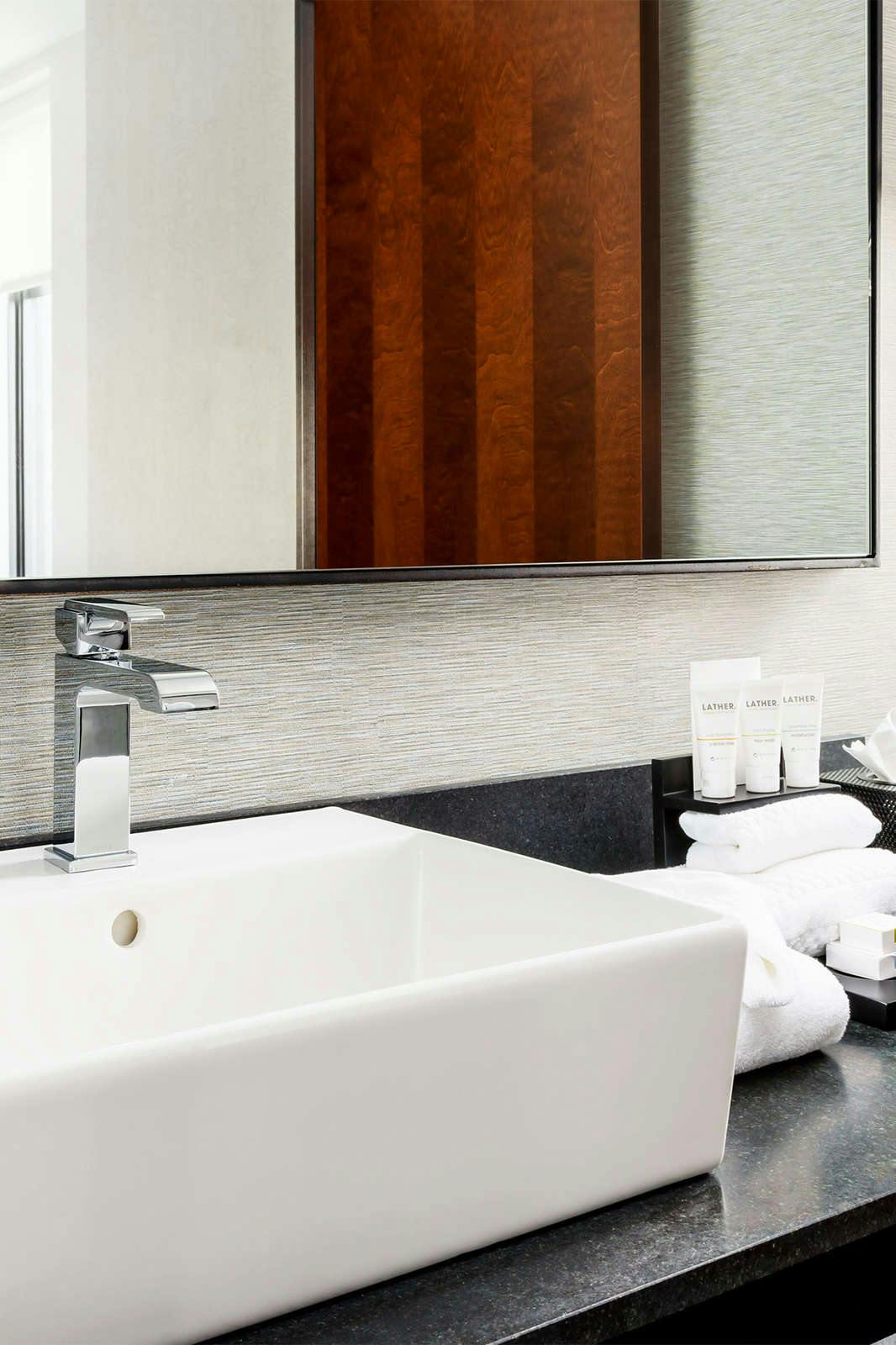 Hotel Joinery Hotel Pittsburgh, Curio Collection by Hilton photo 5