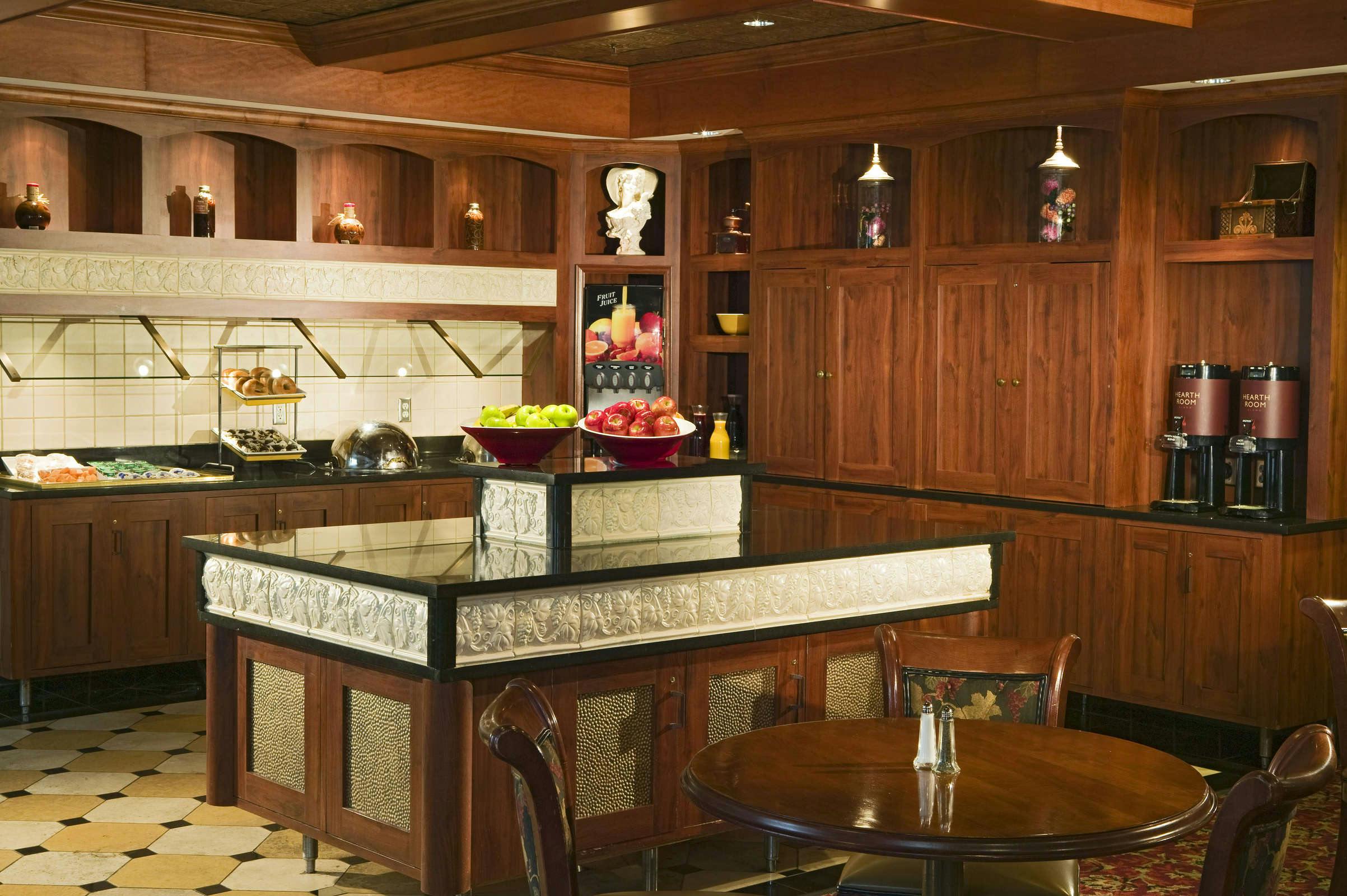 Residence Inn by Marriott Minneapolis Downtown at The Depot