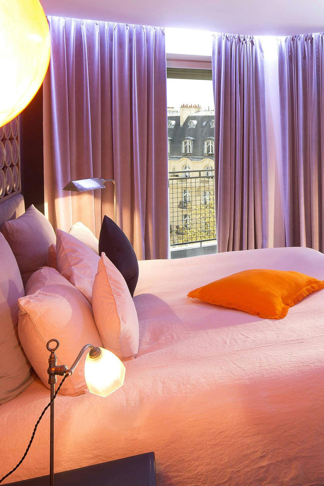 Hotel Le Chat Noir Appartement Paris Hoteltonight