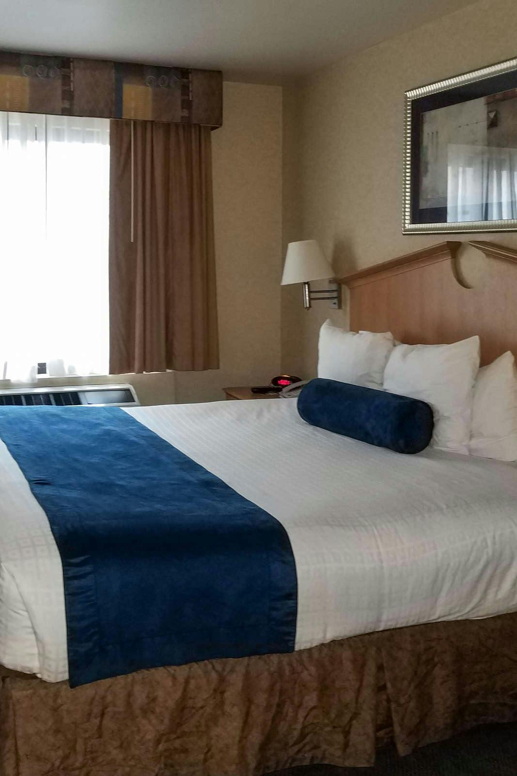 Hotel Marco LaGuardia Hotel & Suites photo 2