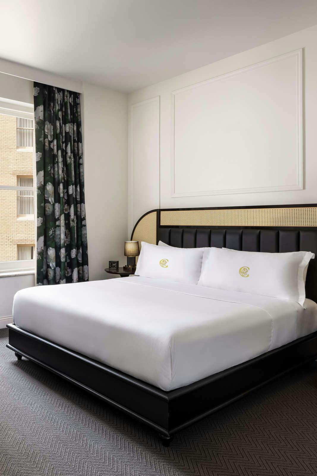 Hotel The Candler Hotel Atlanta, Curio Collection by Hilton photo 2