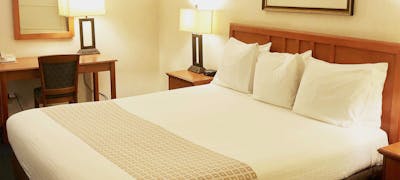 Newport Channel Inn