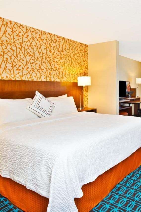 Hotel Fairfield Inn and Suites by Marriott Madison West/Middleton photo 1