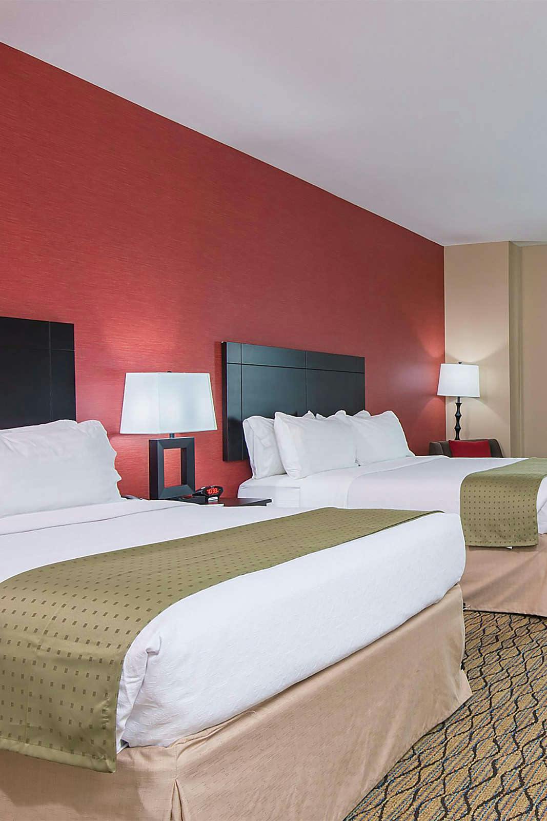 Hotel Holiday Inn Salina Kansas photo 1