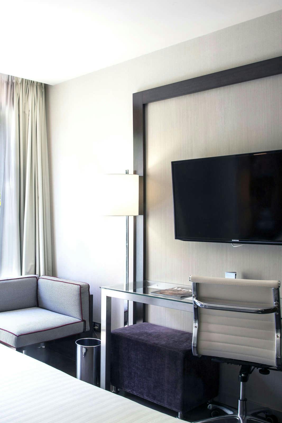 Hotel Pestana Arena photo 3