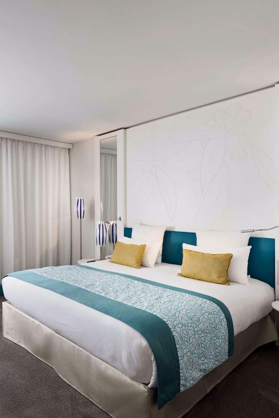 Hotel Golden Tulip Marseille Centre Euromed photo 1