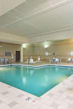 Hotel DoubleTree by Hilton Pleasant Prairie photo 1