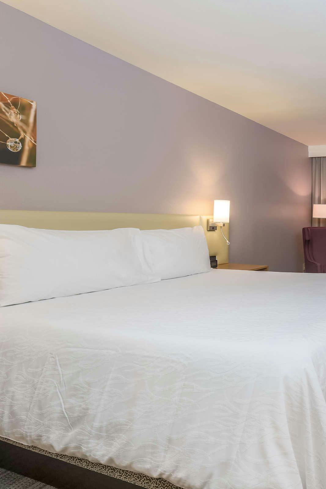 Hotel Hilton Garden Inn Bakersfield photo 1