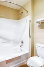 Hotel Comfort Inn Fontana, CA photo 4