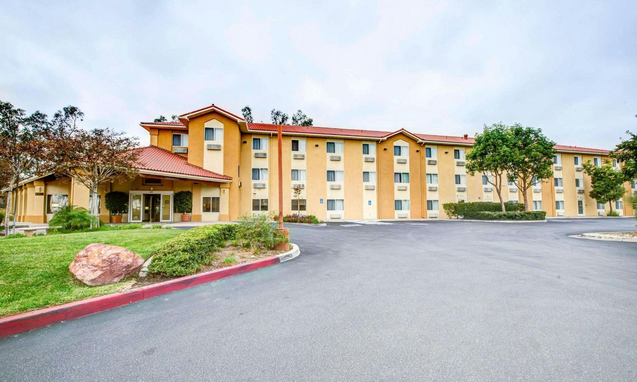 Comfort Inn Fontana