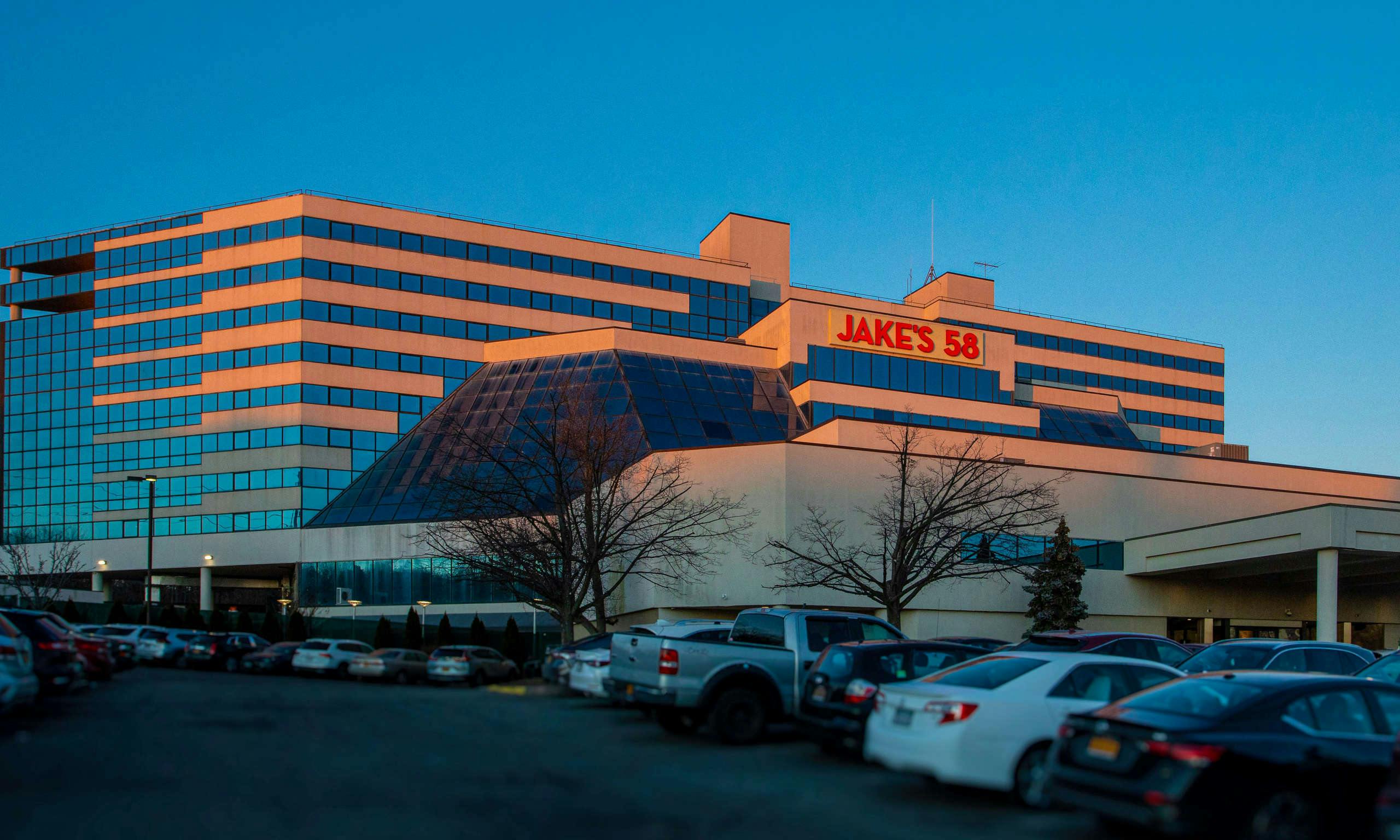 Jake's 58 Casino Hotel - Adult Only