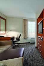 Hotel HYATT house Hartford North/Windsor photo 2