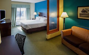 Holiday Inn Express Hotel & Suites Harrisburg West