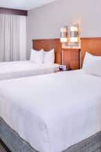 Hotel Hyatt Place Chesapeake/Greenbrier photo 2