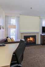 Hotel Residence Inn by Marriott Bakersfield photo 2