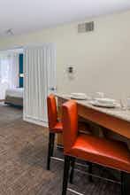 Hotel Residence Inn by Marriott Bakersfield photo 5