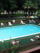 Hotel Americas Best Value Inn & Suites Victoria photo 1