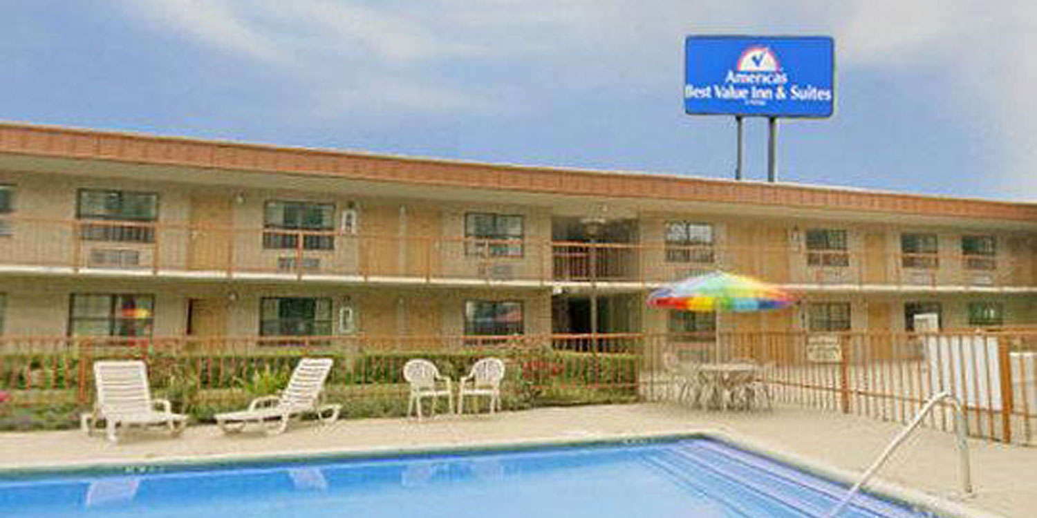 Americas Best Value Inn & Suites Victoria