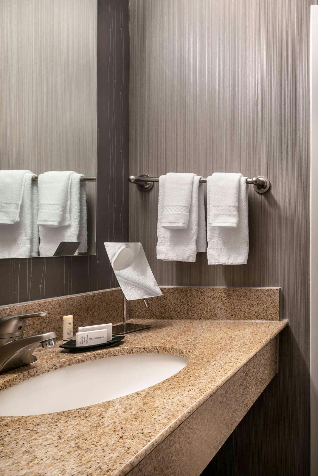 Hotel Sonesta Select Phoenix Camelback photo 4