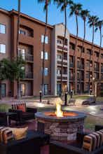 Hotel Sonesta Select Phoenix Camelback photo 1