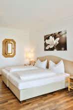 Hotel Eventhotel Pyramide photo 5