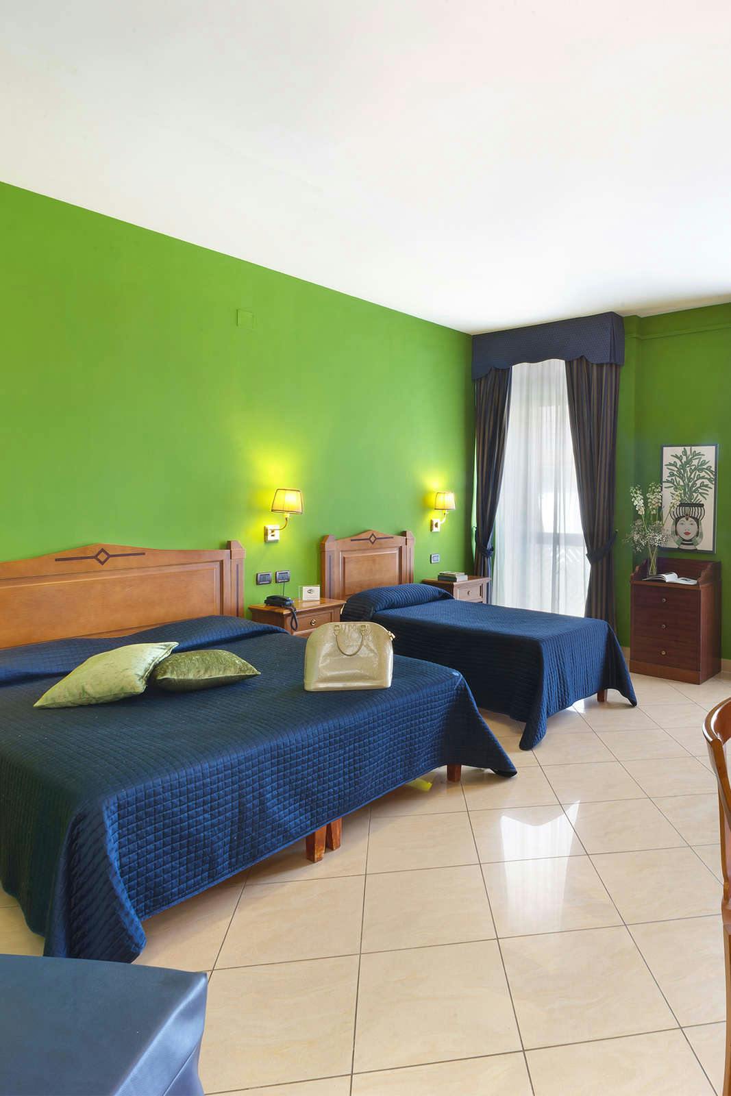 Hotel Ulisse Deluxe Hostel photo 1