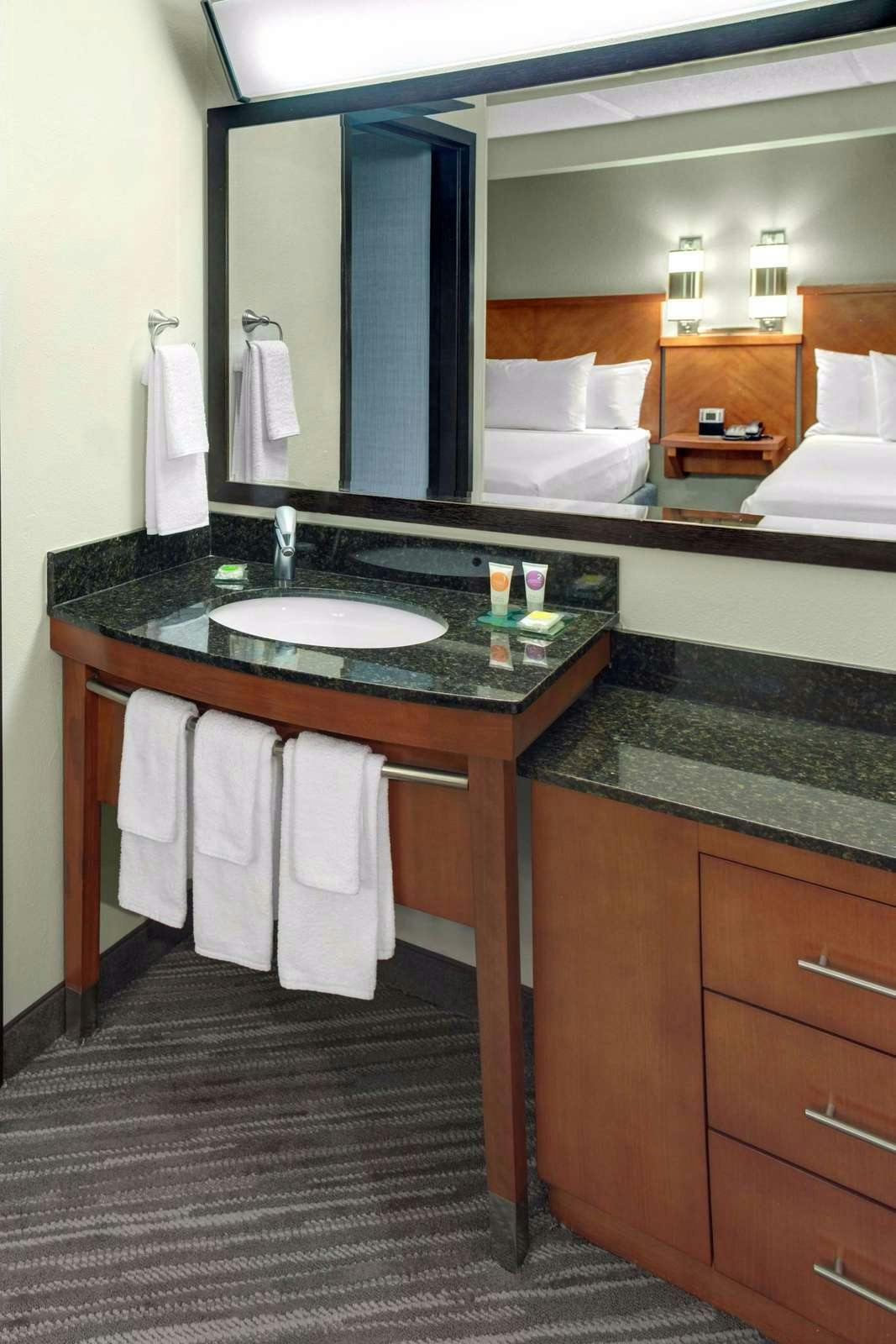 Hotel Hyatt Place Charlotte Airport / Billy Graham Parkway photo 5