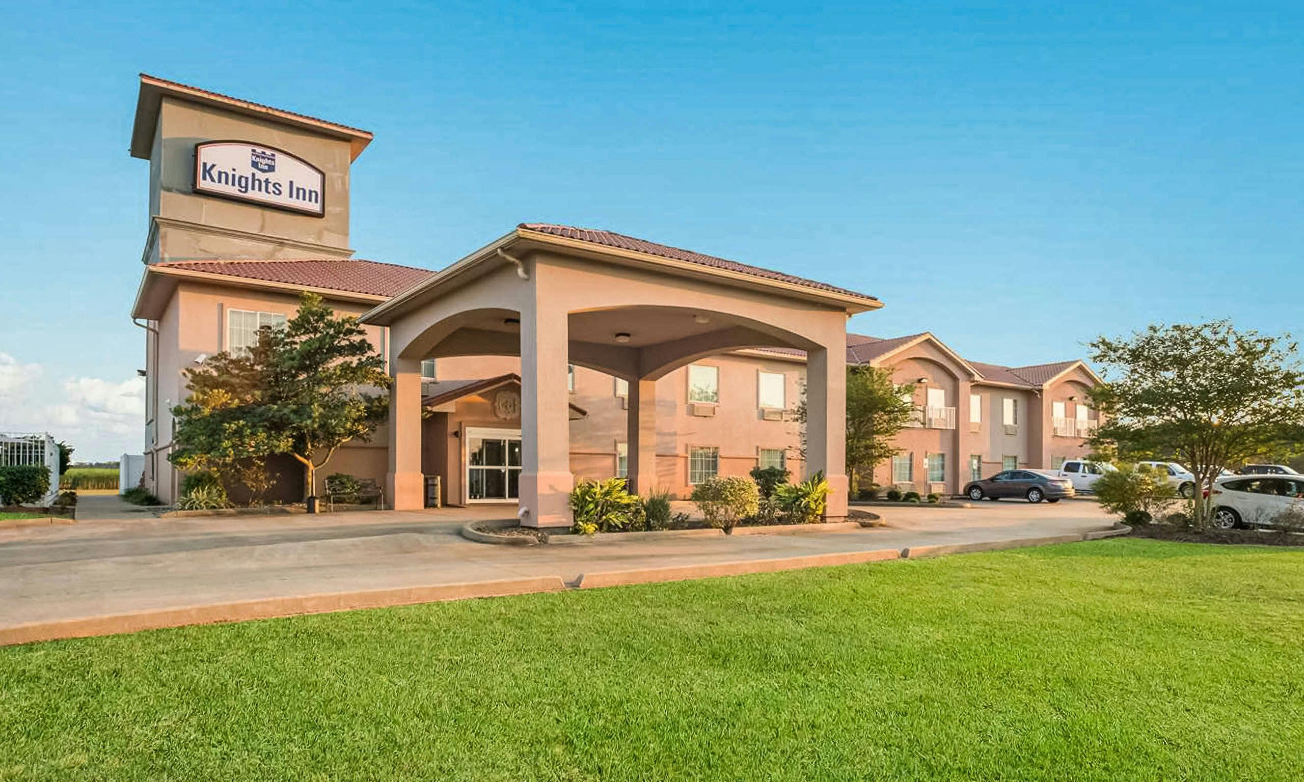 Knights Inn Bunkie
