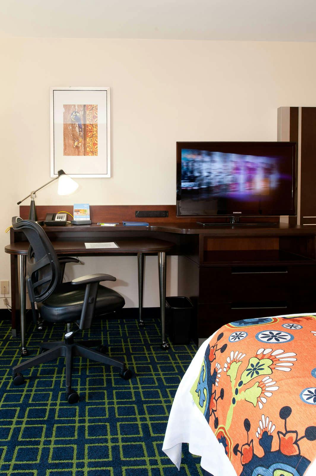 Hotel Fairfield Inn & Suites San Diego Old Town photo 2