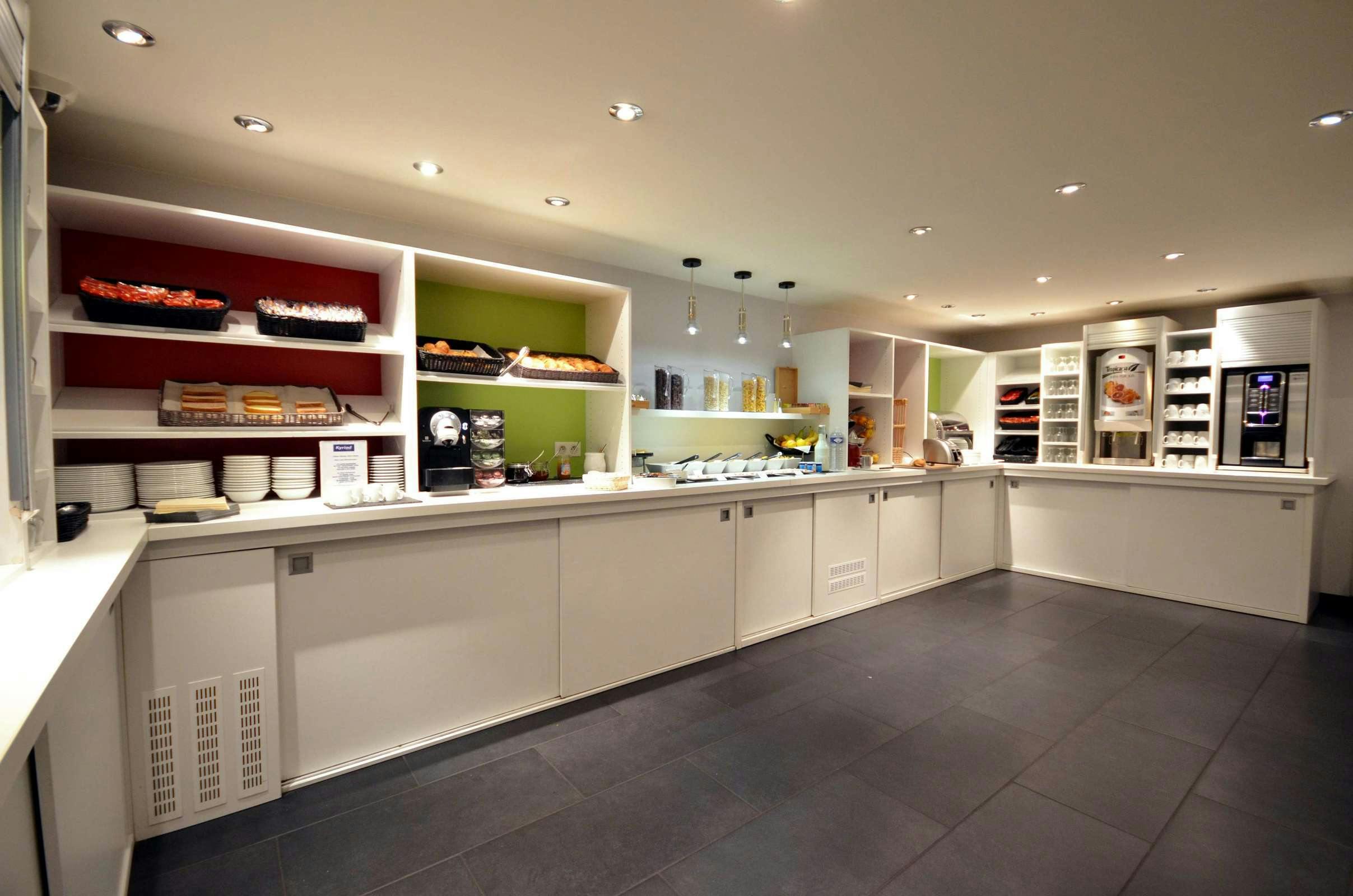 Hotel Kyriad Dijon Gare photo 3