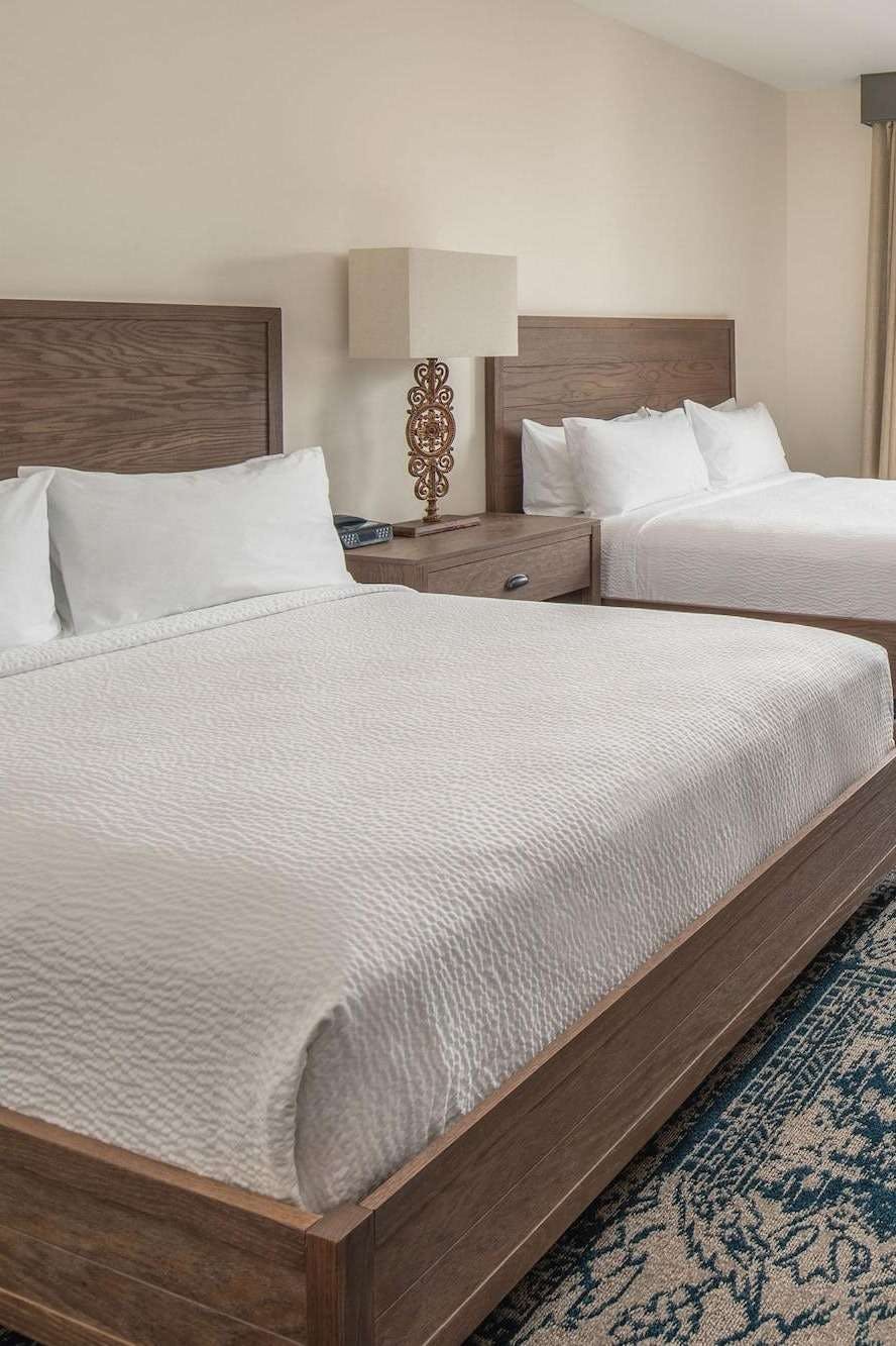 Hotel Four Points by Sheraton Santa Cruz Scotts Valley photo 1