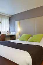 Hotel Campanile Clermont Ferrand - Le Brézet photo 1