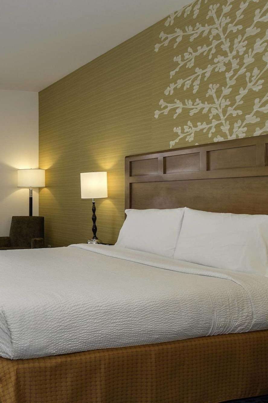 Hotel Fairfield Inn & Suites Santa Rosa Sebastopol photo 1