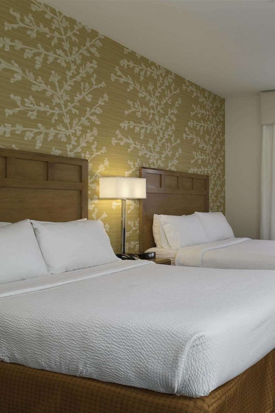 Hotel Fairfield Inn & Suites Santa Rosa Sebastopol photo 2