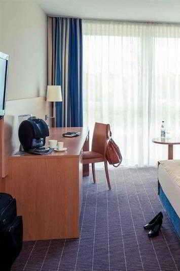 Hotel Mercure Hotel Schweinfurt Maininsel photo 2