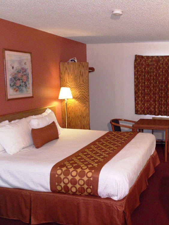 Hotel Americas Best Value Inn & Suites Nevada photo 3