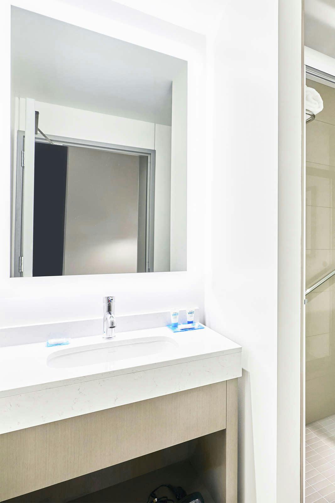 Hotel Hyatt House Chicago - Medical / University District photo 4