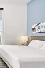 Hotel Hyatt House Chicago - Medical / University District photo 1