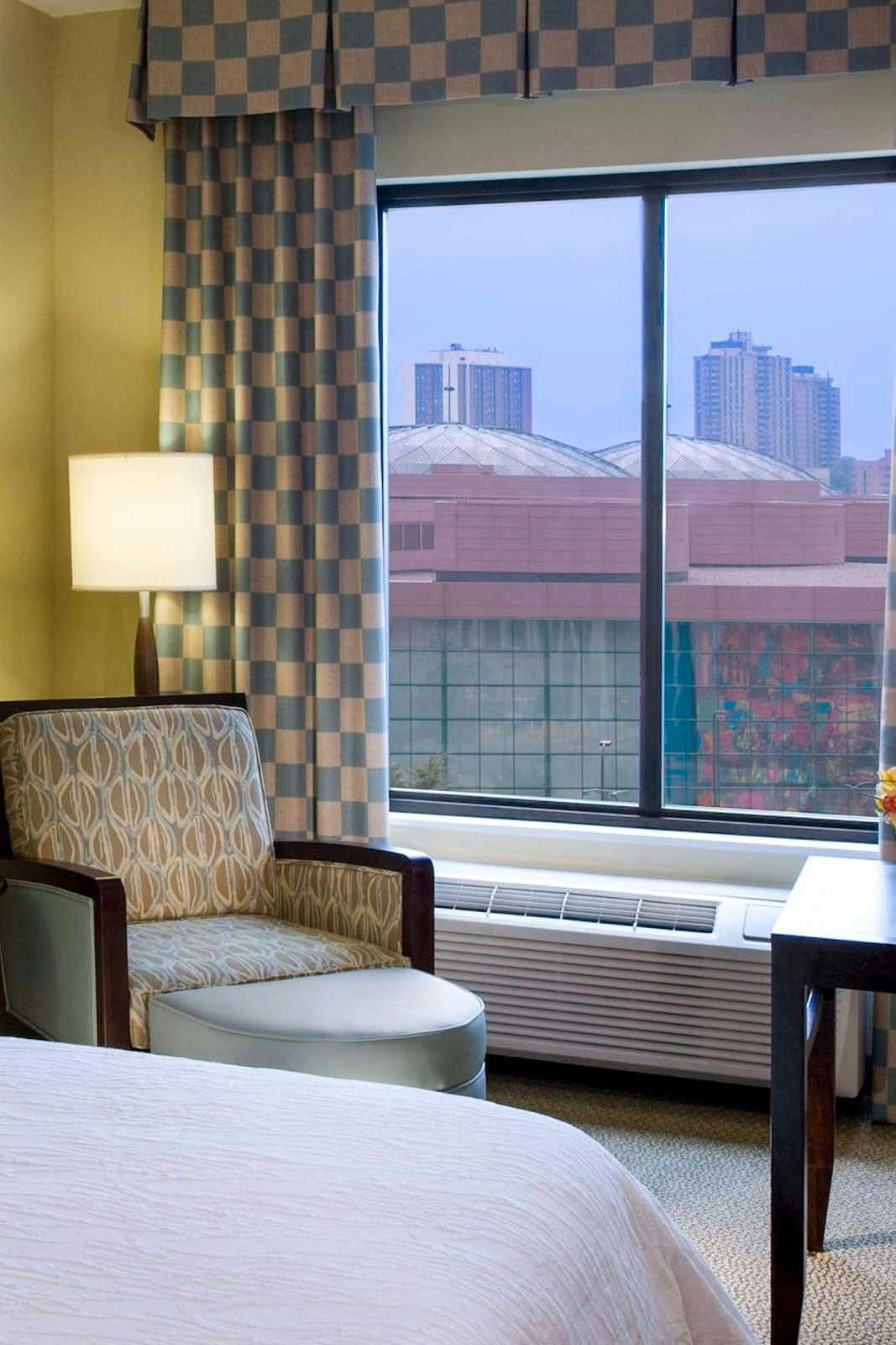 Hilton Garden Inn Minneapolis Downtown Minneapolis Hoteltonight