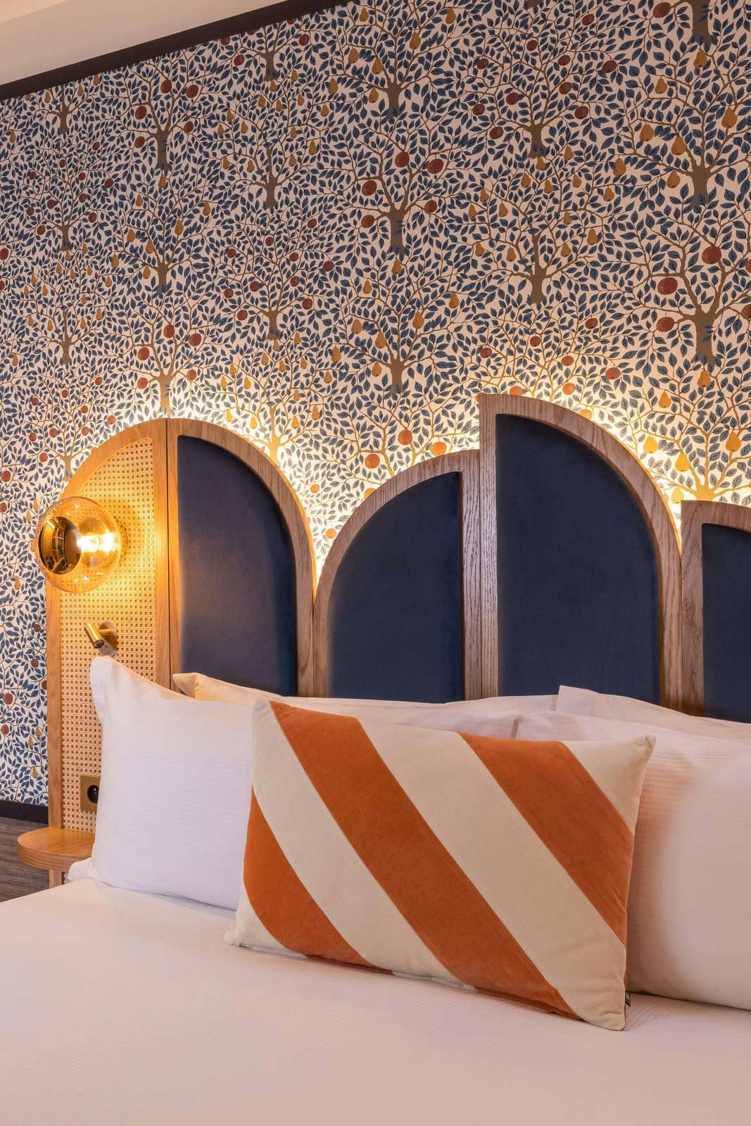 Hotel Hôtel Jardin De Cluny photo 4