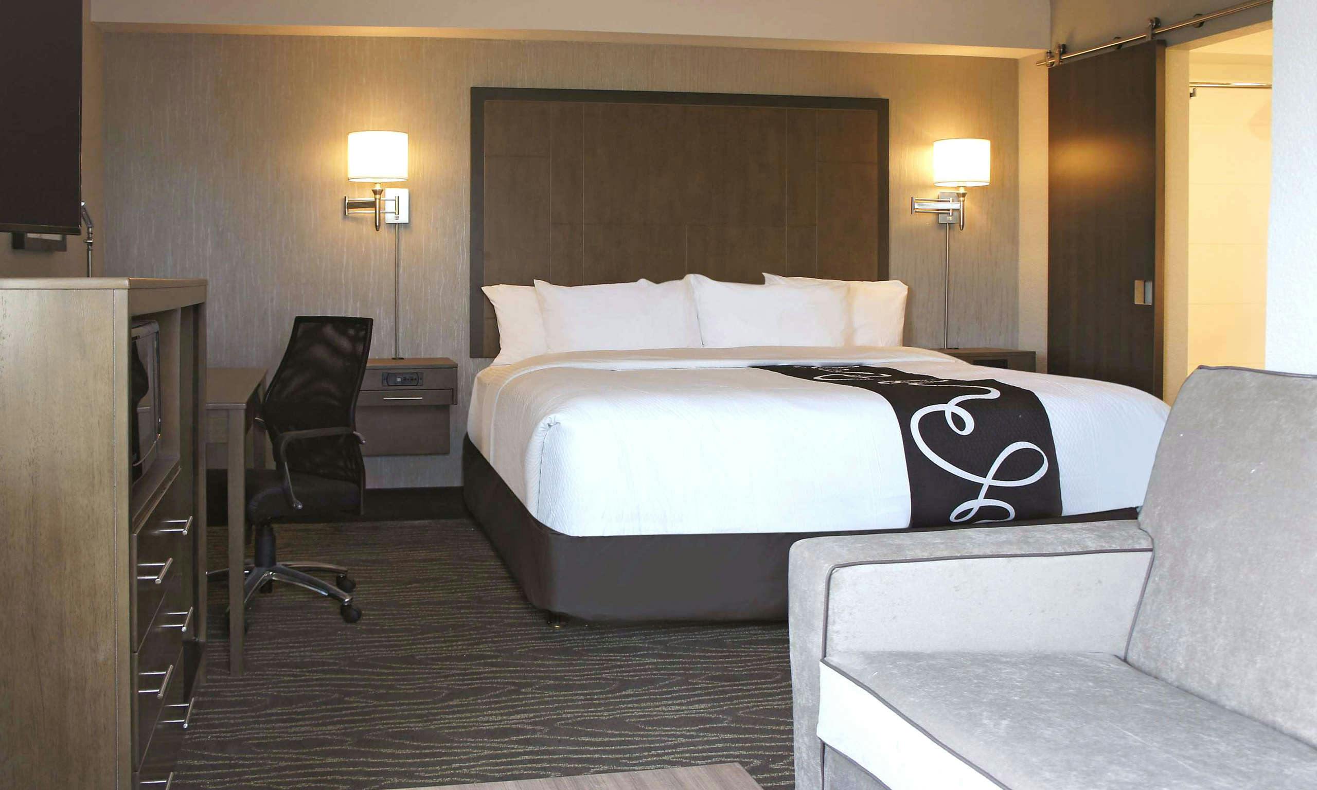 Last Minute Hotel Deals In Anchorage Hoteltonight