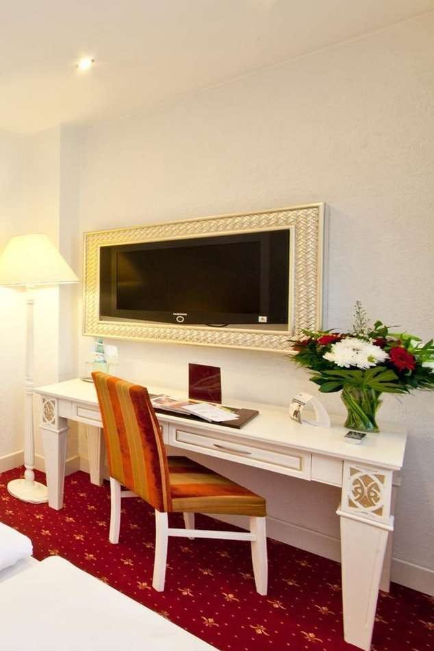 Hotel Novum Hotel Unique Dortmund Hauptbahnhof photo 4