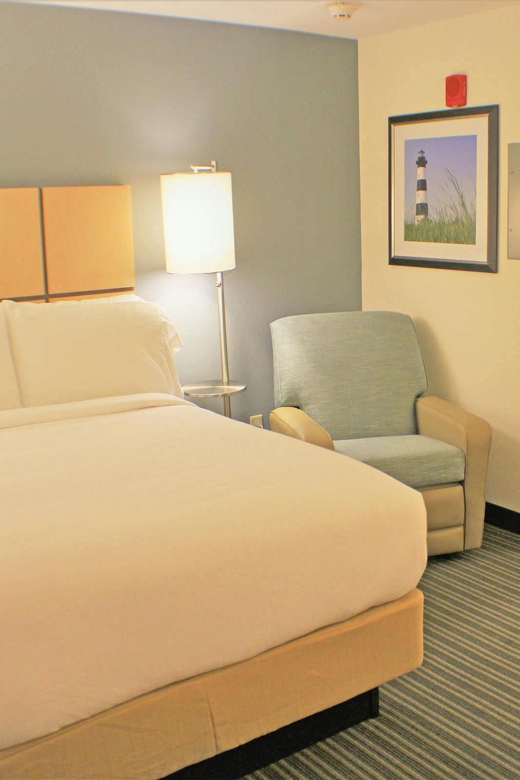 Hotel Candlewood Suites Pensacola University Area photo 5